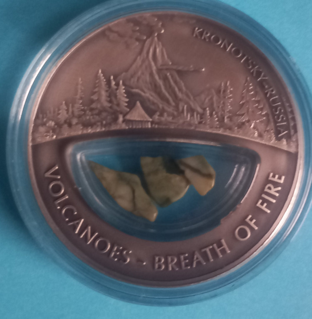 Fidschi Silbermünze 10 Dollars 2013 Kronotsky-Russland Inlay mit echten Vulkansteinen