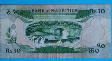 Laden Sie das Bild in den Galerie-Viewer, Mauritius 10 Rupees 1985 gebraucht
